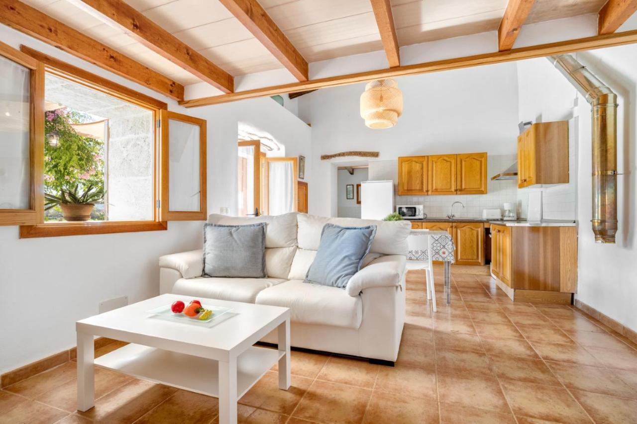 Es Camp Pla Villa Sineu  Ngoại thất bức ảnh